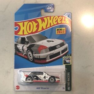 Retro Racers Audi '90 Quattro - White and Black